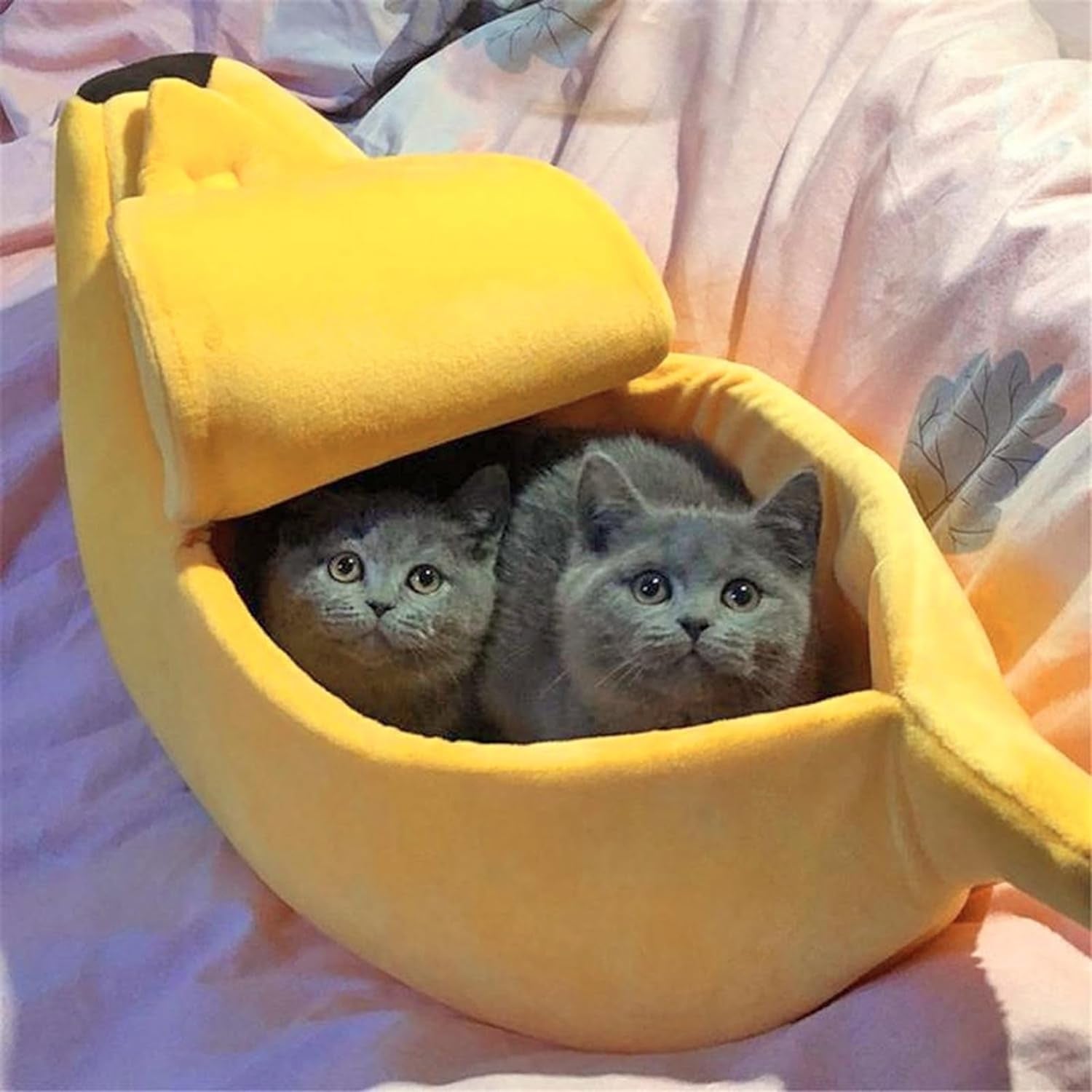 Warming Creative Banana Shape Pet Dog Cats Soft Winter Puppy Kitten Warm House Bed