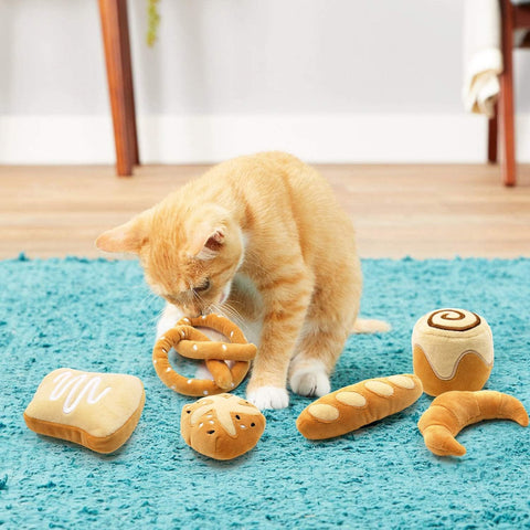 Bread Catnip Toys Kitten Interactive Toys for Cat Lover Gifts Kitty Chew Bite Kick Toys Supplies Baguette Croissant Pretzel Toast Bun Cinnamon Roll Plush Catmint Pet Birthday Presents Set of 6